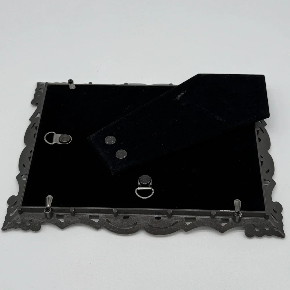 Vintage Malden Silvertone Metal Scrollwork Filigree 5x7 Photo Picture Frame
